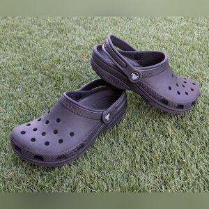 Black Crocs Classic Clogs